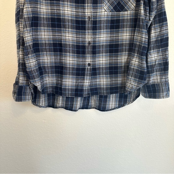 Time and Tru Women’s Blue Plaid Button-Up Shirt – Size XL - Picture 3 of 6